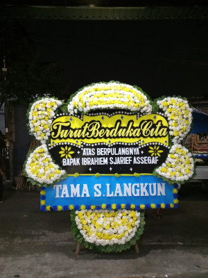 Papan Bunga Duka di Karangnunggal